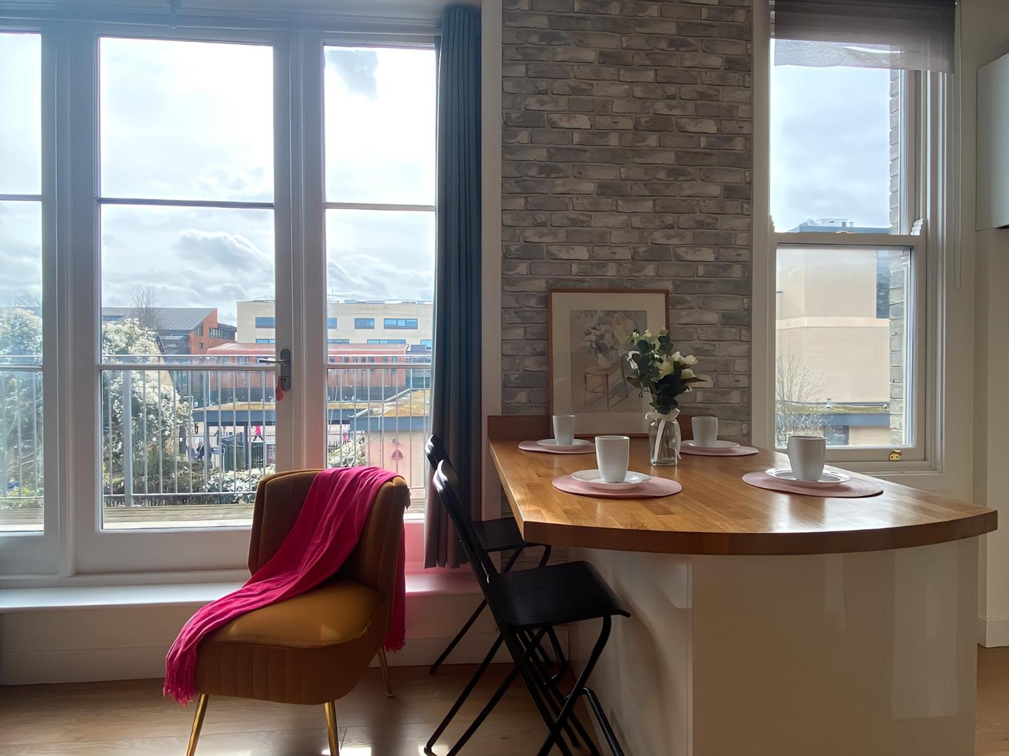 Cambridge Stays Diamond 2Br Apartment-Central-Parking-Walk To City & Train Station Esterno foto